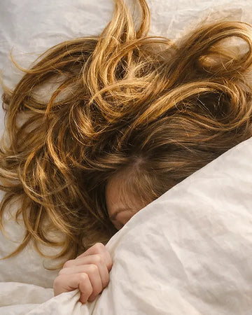 How Your Sleep Cycle Affects Hair Growth Phases